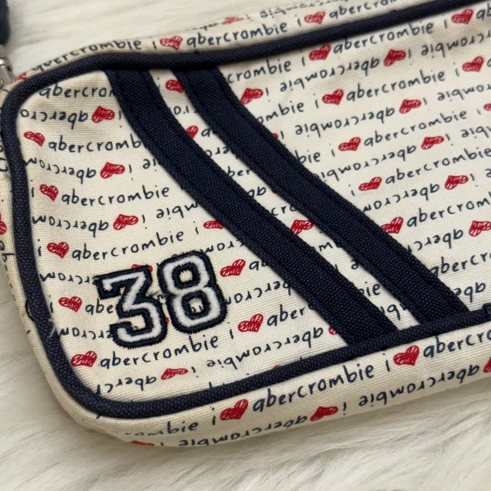 ABERCROMBIE & FITCH SHOULDER BAG - Picture 6 of 9